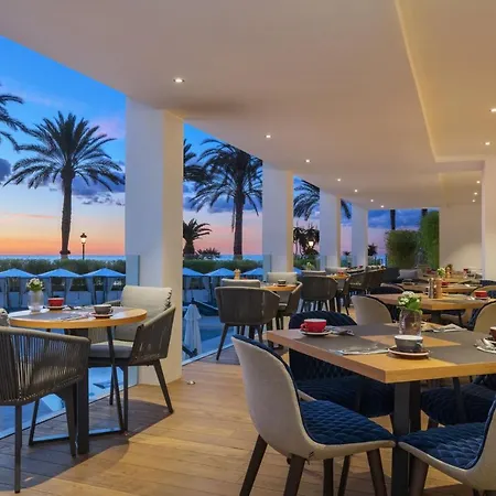 W Ibiza Hotell