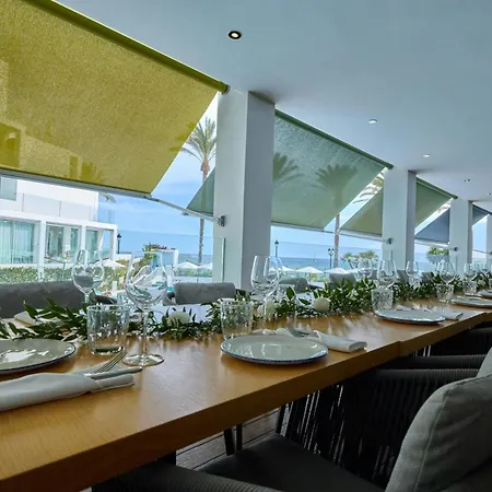 W Ibiza Hotell